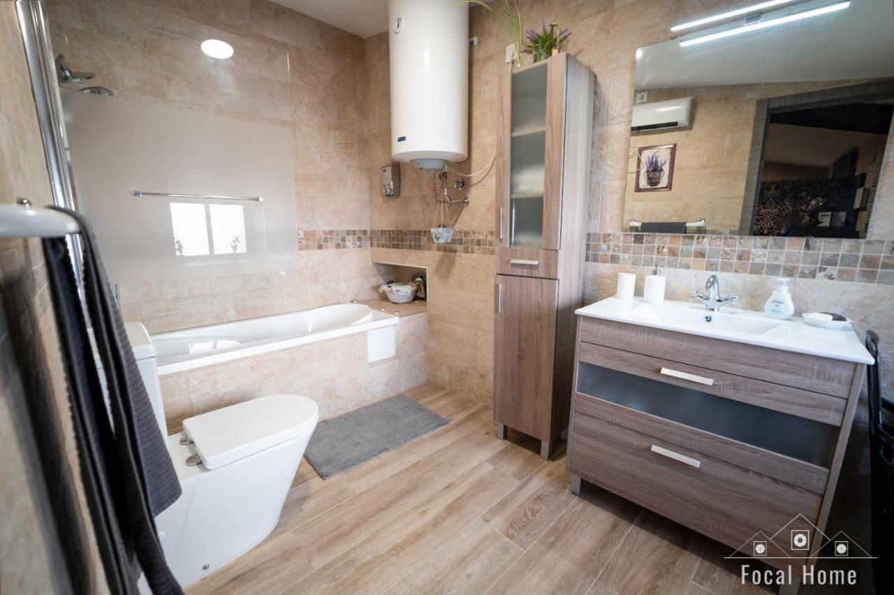 Casa Rural La Zzinetina Con Jacuzzi Constantina Exteriér fotografie