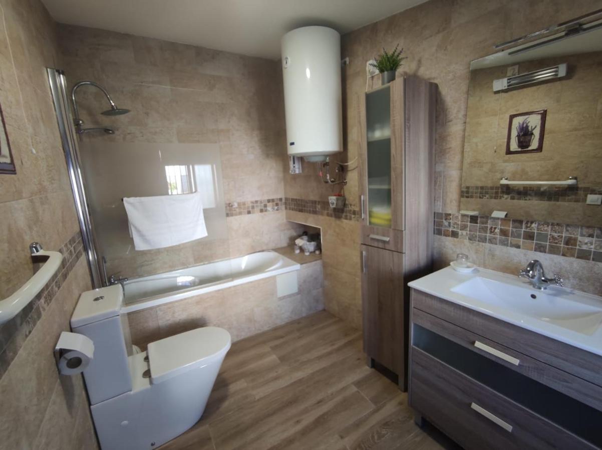Casa Rural La Zzinetina Con Jacuzzi Constantina Exteriér fotografie