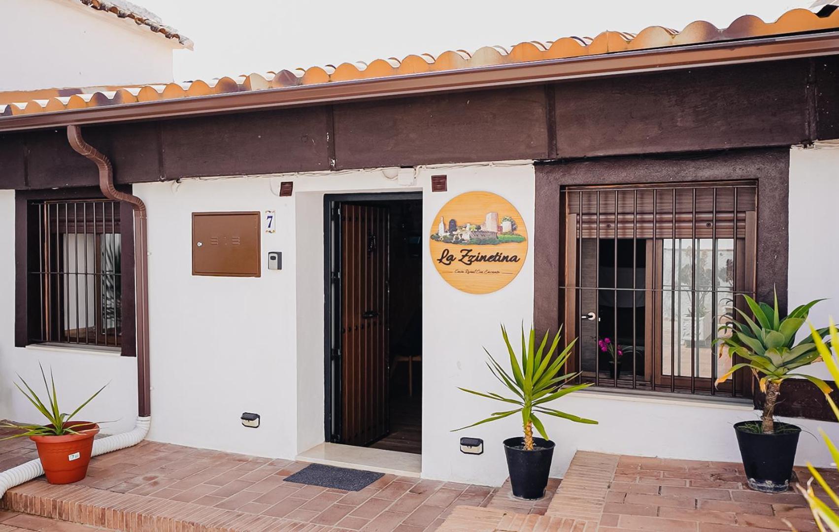 Casa Rural La Zzinetina Con Jacuzzi Constantina Exteriér fotografie